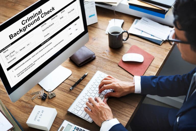 does your criminal record clear after 7 years